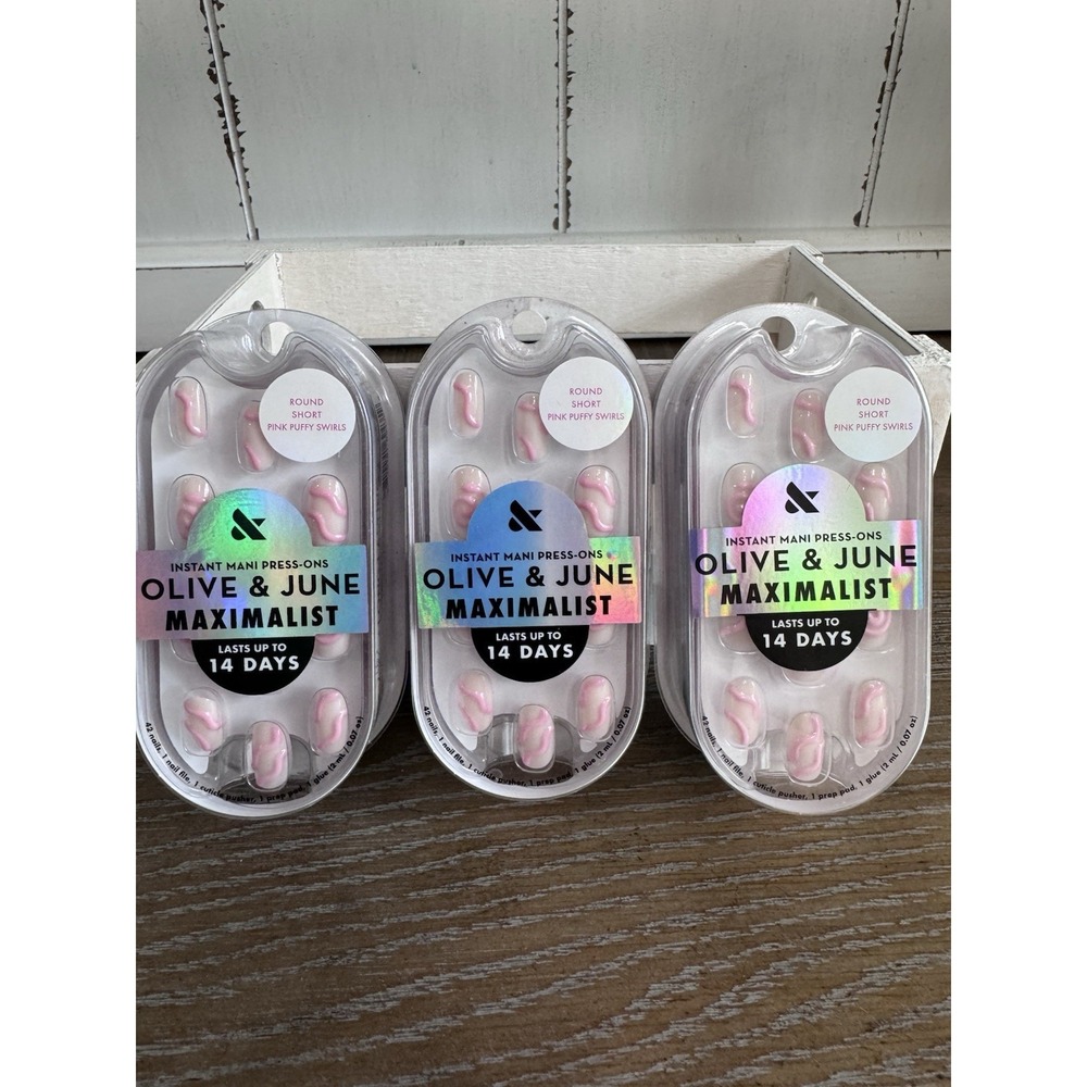 Olive & June Maximalist Press-On Nails Pink Puffy Swirls Round Short 3 Pack